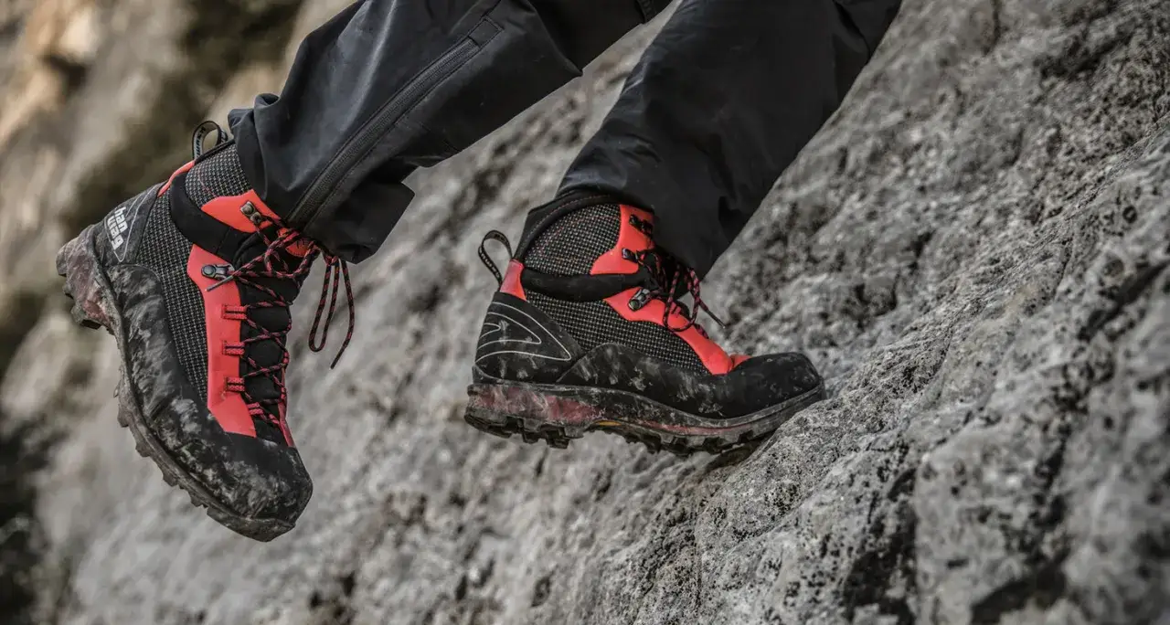 Zdjęcie Jakie buty trekkingowe męskie wybrać - kompletny poradnik dla turystów